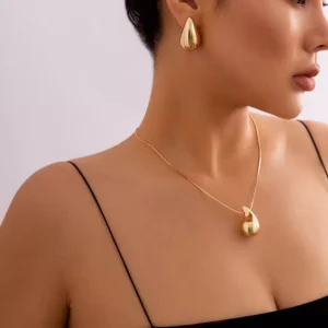 Retro Water Pendant Necklace & Matching Earrings for Women