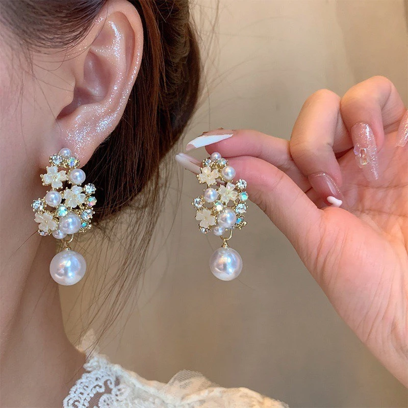 Lumora Pearl Elegance - Image 6